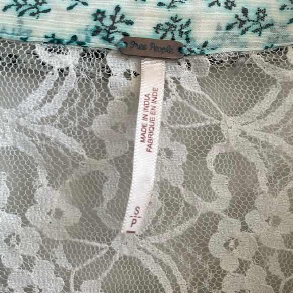 Free People Sheer Lace All The Glitters Floral Ombré Button Down - Picture 4 of 10